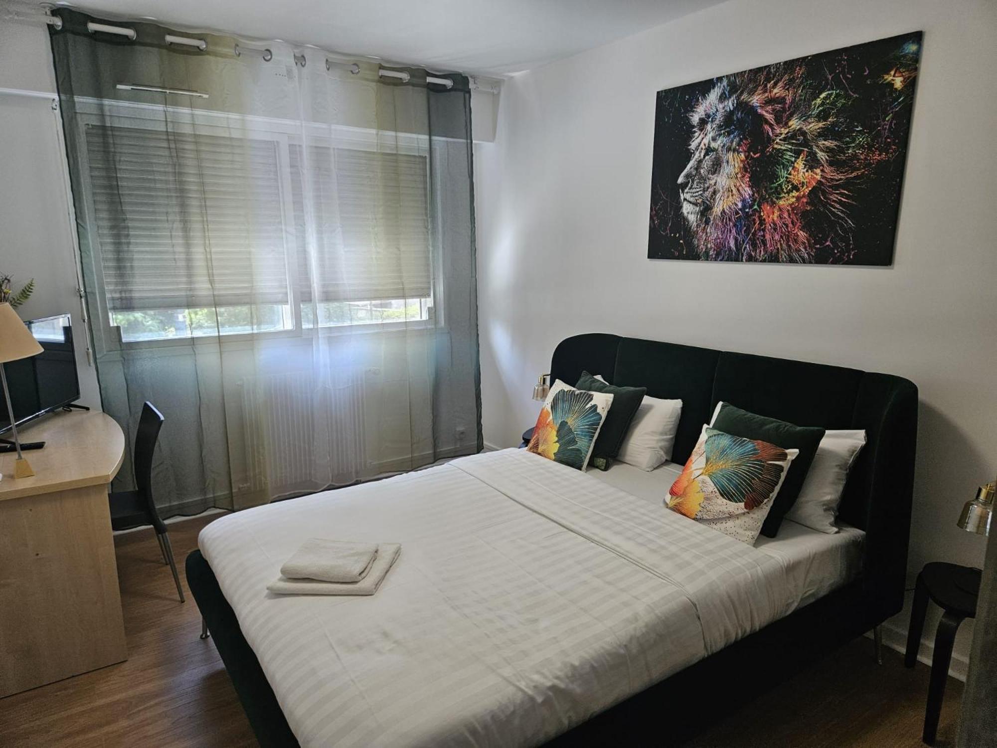 Le Tolstoi Chic Apartment *
